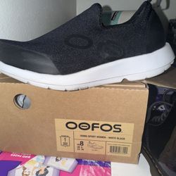 Oofoos Woman’s Shoes