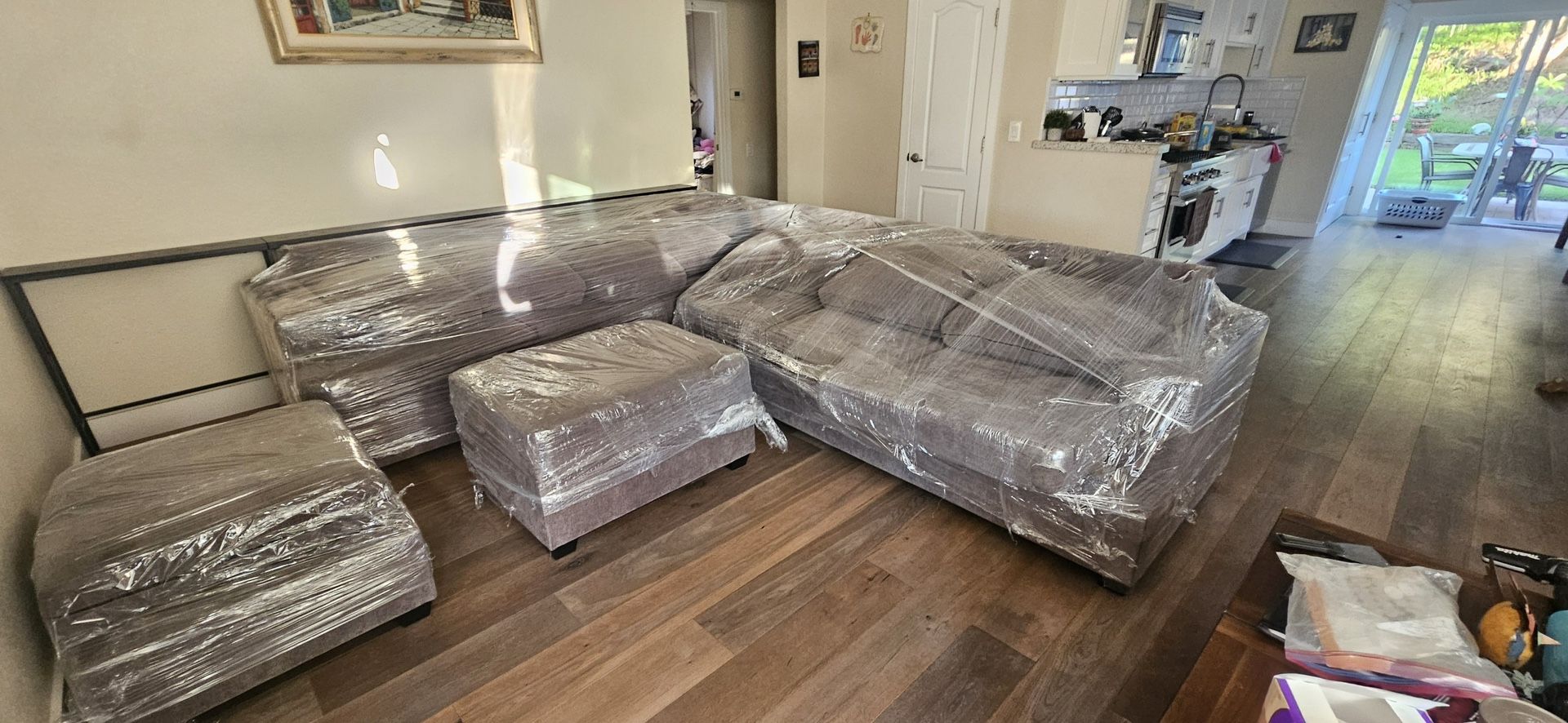 Sectional Couch With Storage Ottoman