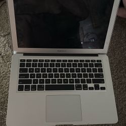 MacBook Air 13 