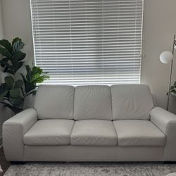 Leather Couch Light/white/grey/silver 