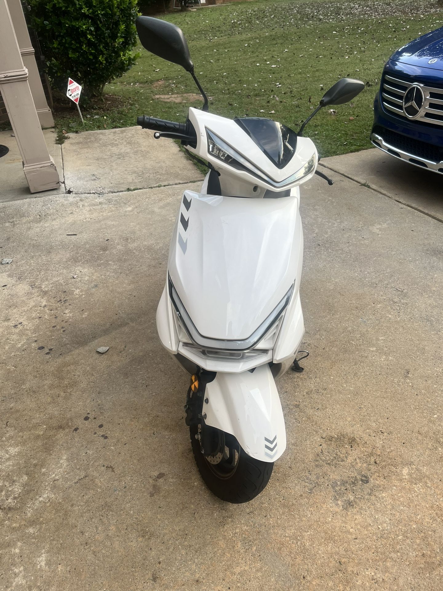 2024 Upgraded 100cc Scooter