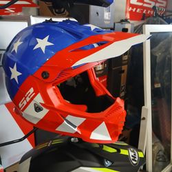 LS2 motorcycle helmet brand new size extra large DOT ECE approved