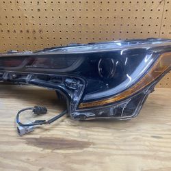 2020-2022 Toyota Corolla Headlight|OEM| 