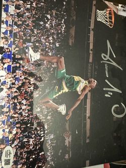 Signed NBA Seattle SuperSonics Shawn Kemp Dunk Photo