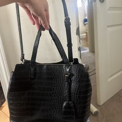 Black Purse 