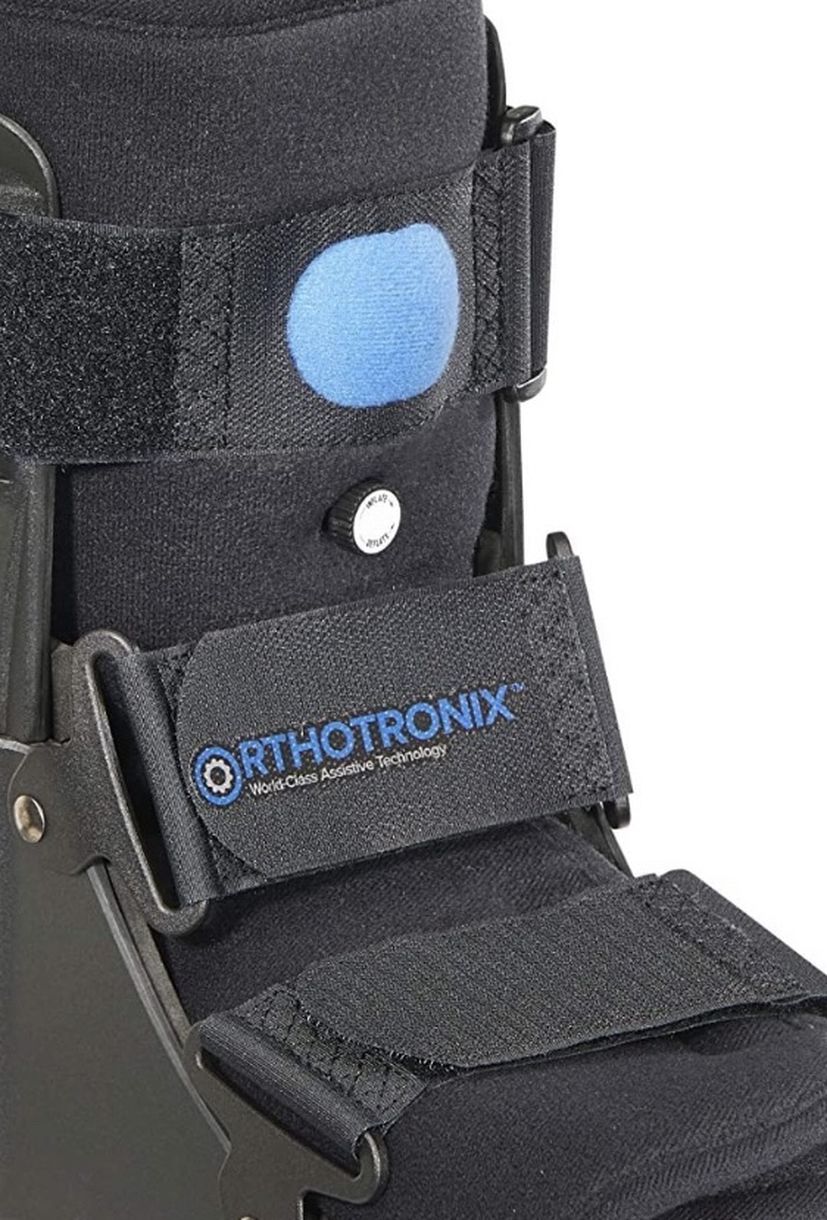 New walking boot XL