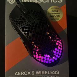 steel series Aerox 9 wireless gaming mouse 
