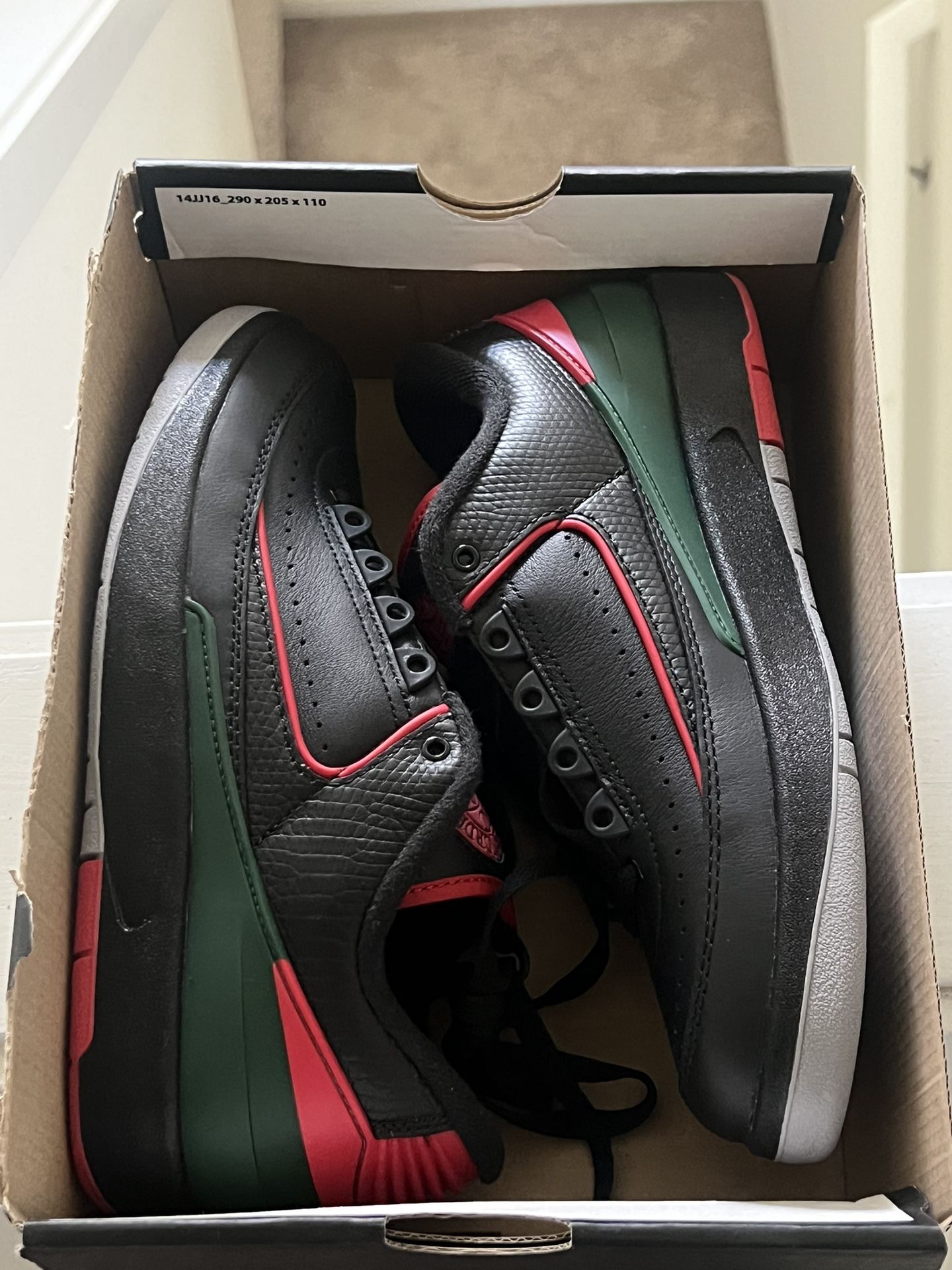 Jordan 2 Low “Christmas”