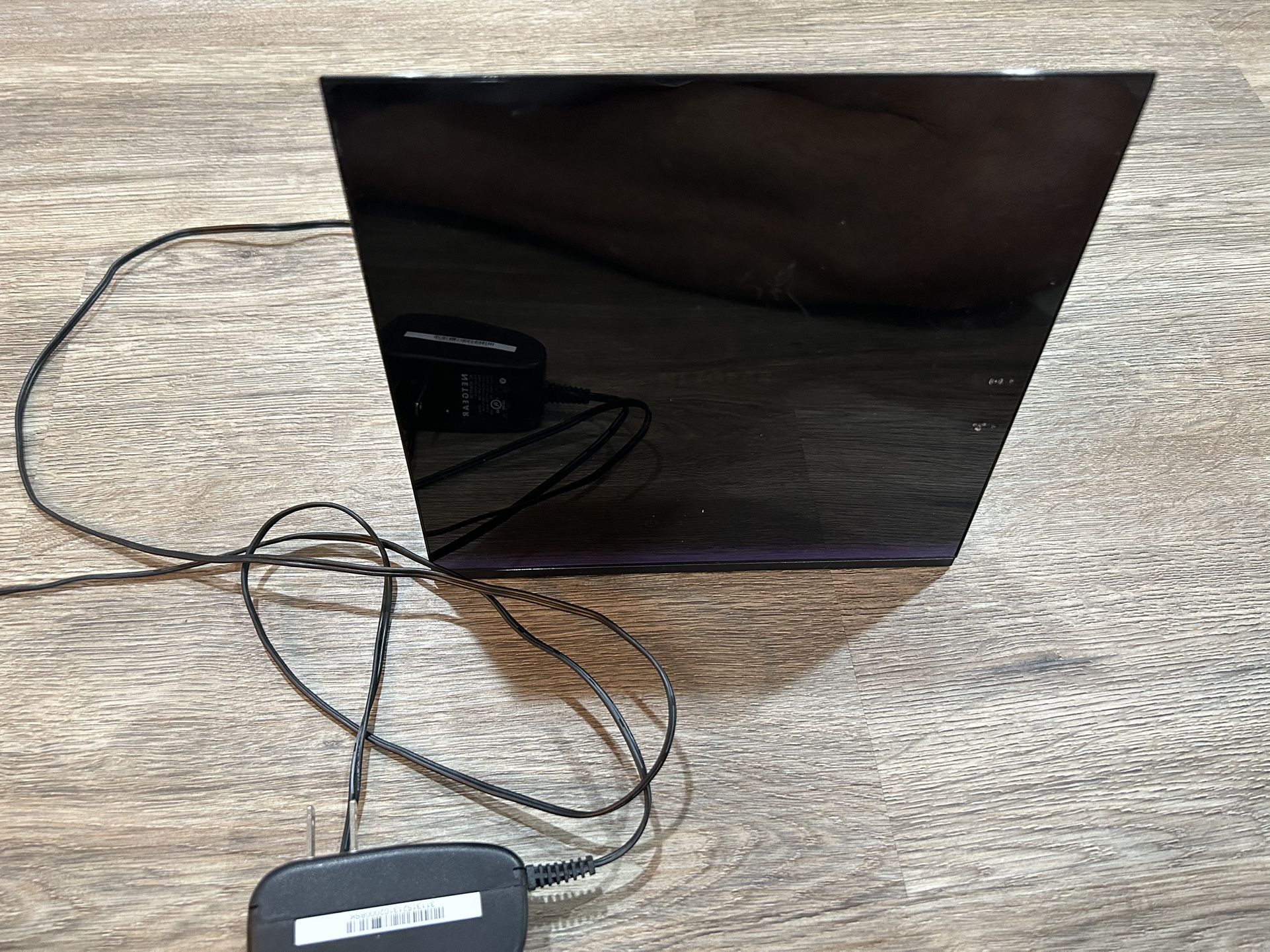 Netgear R6250 Smart WiFi Router