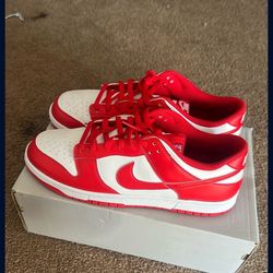 Nike Dunks 