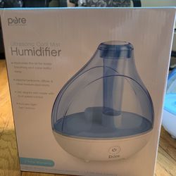 Pure humidifier With Original Box