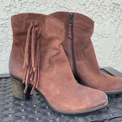 Miz Mooz Women's Miranda Boots - Womens Size 9.5 to 10 USA Size - 41 European size 