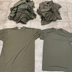 Military Surplus Lot of 20 T-shirts 