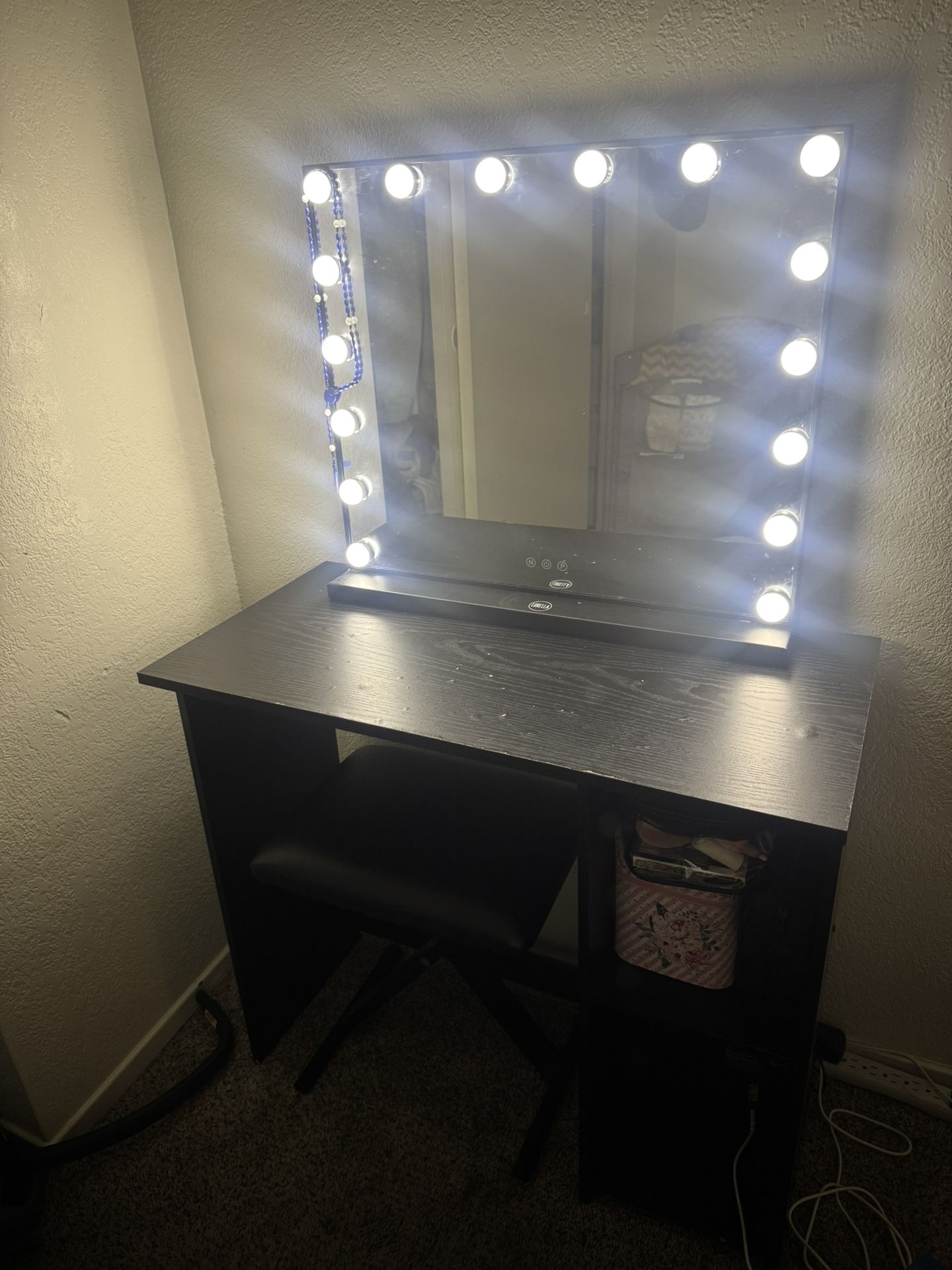 Desk With Vanity Mirror And Chair