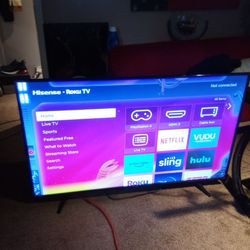 ** HISENSE 58" CLASS 4K UHD LED ROKU SMART TV 58R6E