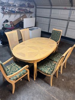 Dining table set