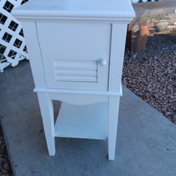 End  Table  Night Stands  White 