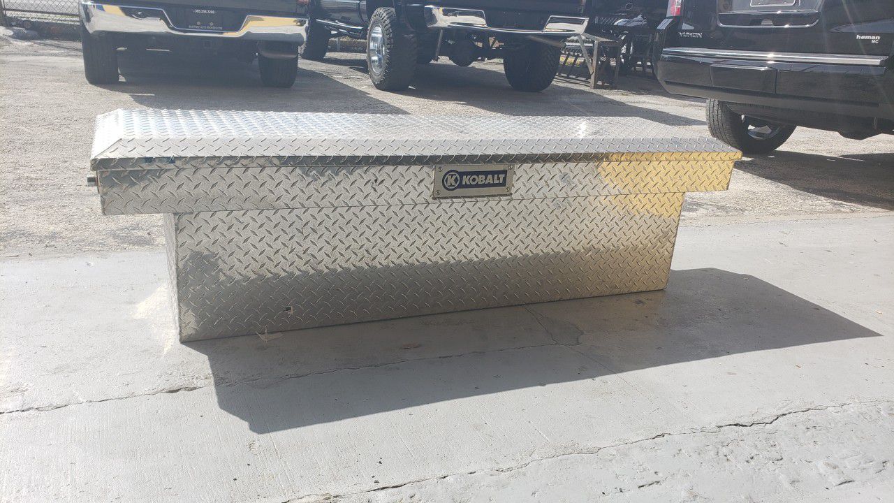 Kobalt Diamond Plate Truck Toolbox
