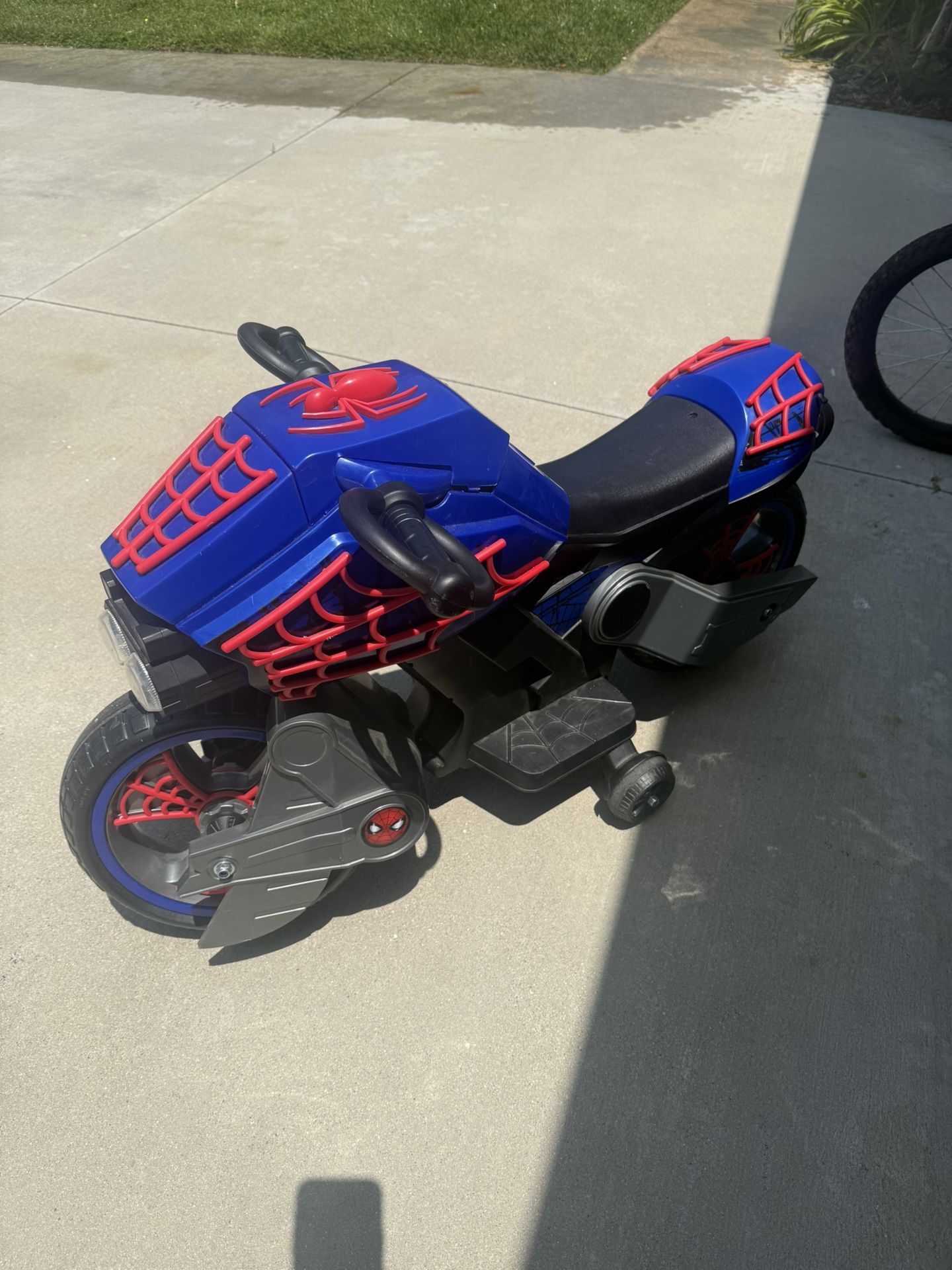 Spider-Man Electric Motorcycle