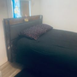 Bedroom Set With Mattress 