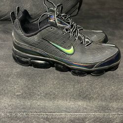 Nike Air VaporMax Trainers Size 13