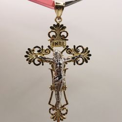 14k CRUCIFIX PENDANT. 👇🏼READ👇🏼