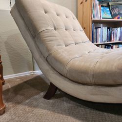 Chaise Lounge Chair