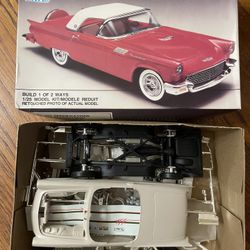 1957 Ford Thunderbird