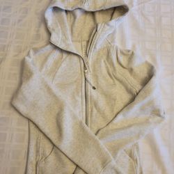 Lululemon Size 4 Scuba Full Zip Hoodie
