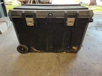 Large tool box on wheels