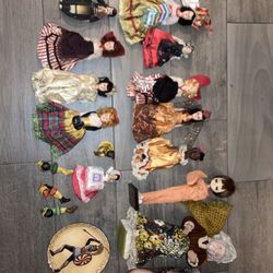 Glass and plastic antique Dolls