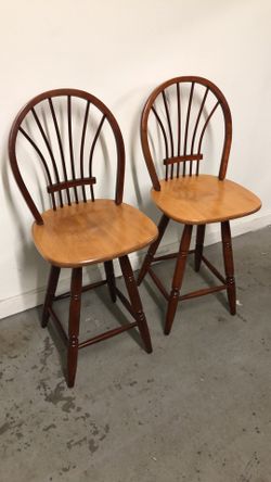 2 turning chairs 25”high very good condition