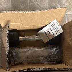 Brand new Set Of 5lb Dumbbells Hex Cap Barbell Coated Rubber Dumbbell Pair