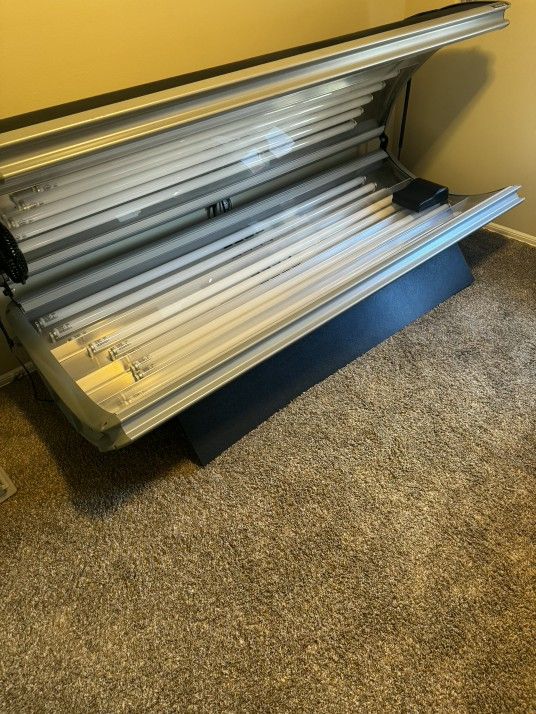 Sunfire Tanning bed