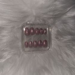 Hand painted press ons - Cat eye