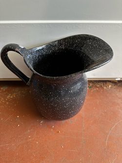 Vintage Puescjike USN WWII black speckled enamelware pitcher