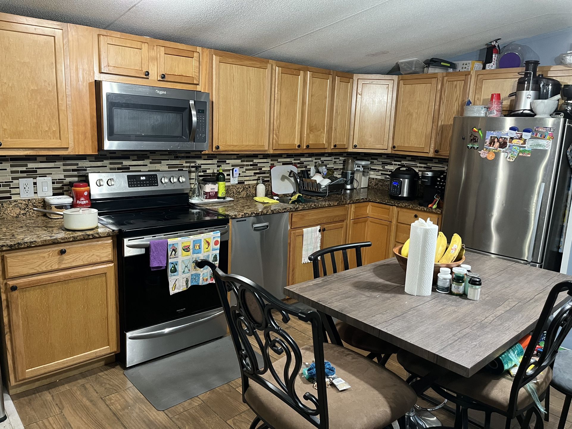 Traila, Mobil 80,000