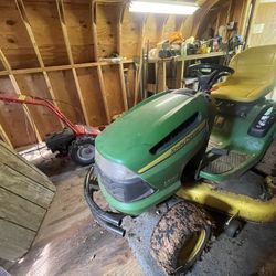 Used John Deer Lawnmower 