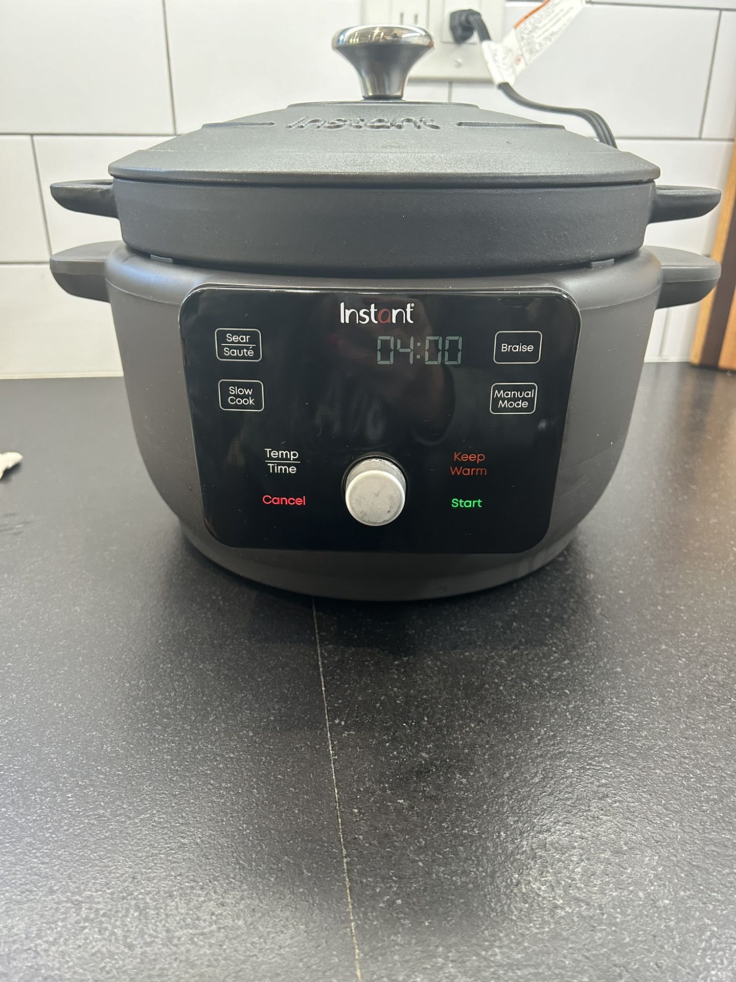 Instant Pot- Instant Dutch Oven Slow Cooker