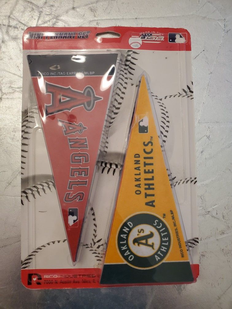 Rico Industries MLB Mini Pennant Set of 30 Brand New In Box