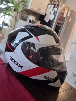 Zox Galaxy Ray full-face helmet with a white, red XS