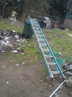 24 steps fiberglass extension ladder
