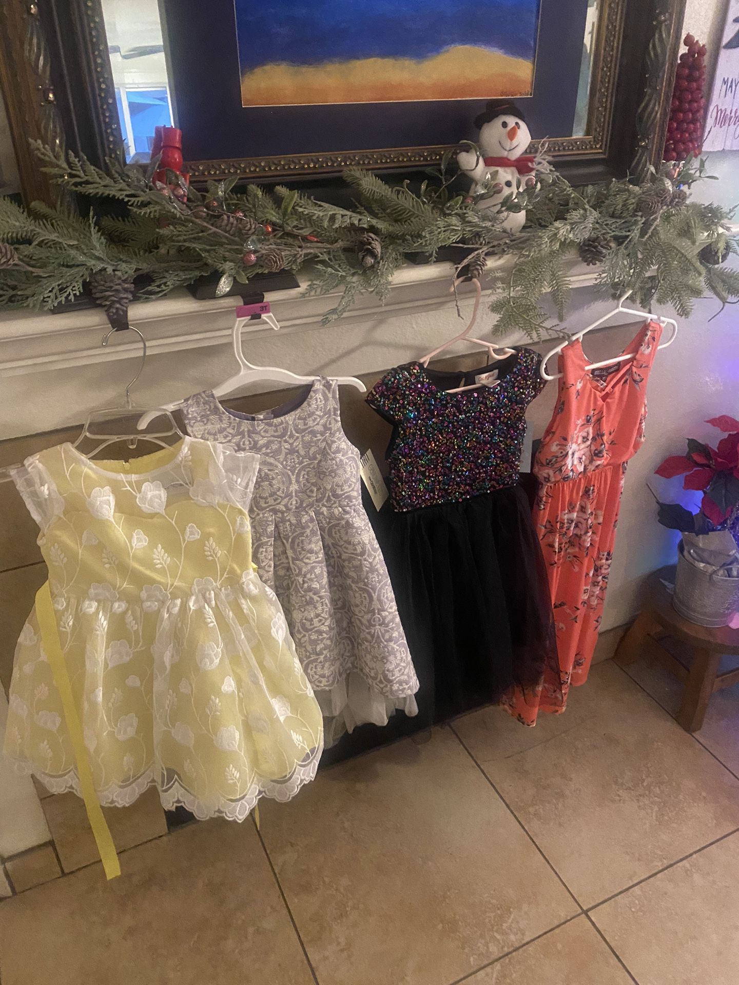 Holiday Girls Dresses 3-5t 