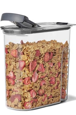 Brand New Rubbermaid 4.25L Cereal Container (still sealed in box !)