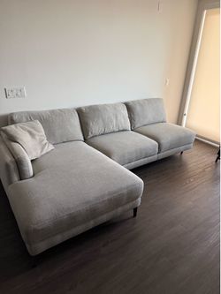 Couch-Sofa