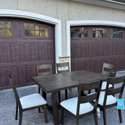 Free Delivery! Lathan 7-piece Dining Table Set