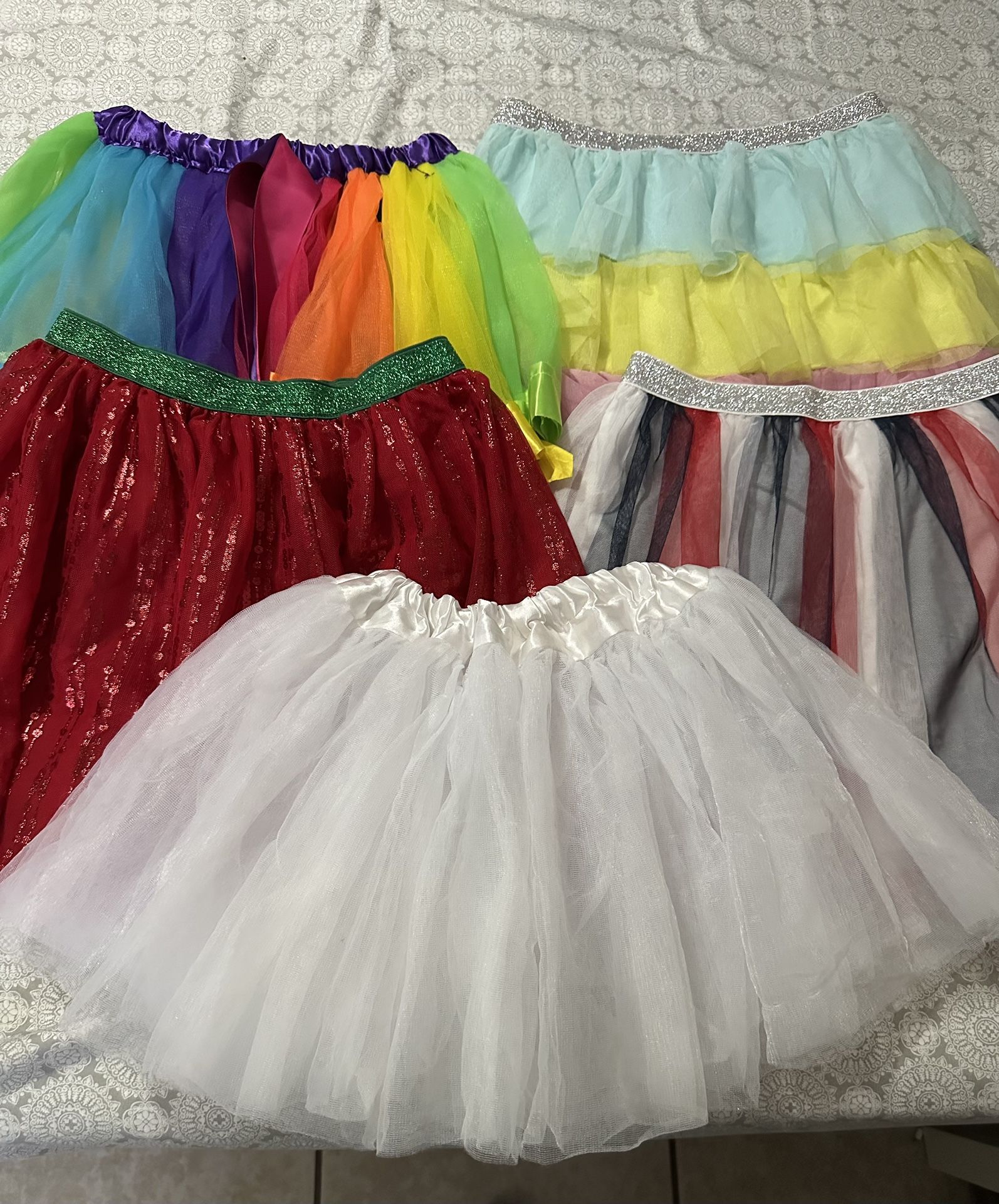Girls tutu & skirts size 7/8