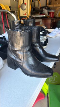 Black boots