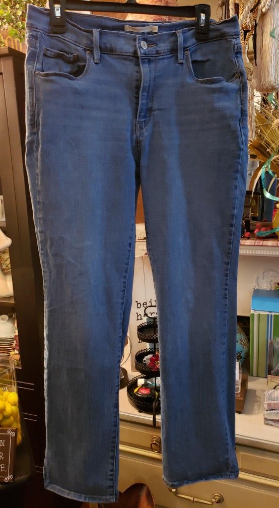 Ladies Size 12 Stretch Levis 505 Straight