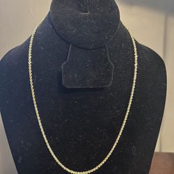 14k Gold Rope Chain Necklace 4 Grams 22”